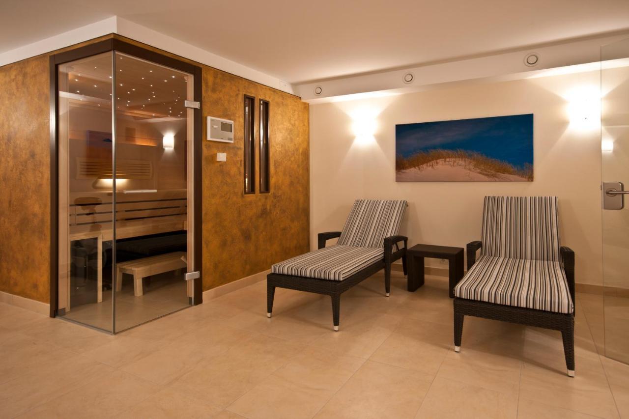 Ostsee Lodges Mit Wellnessbereich Тиммендорфер-Штранд Экстерьер фото